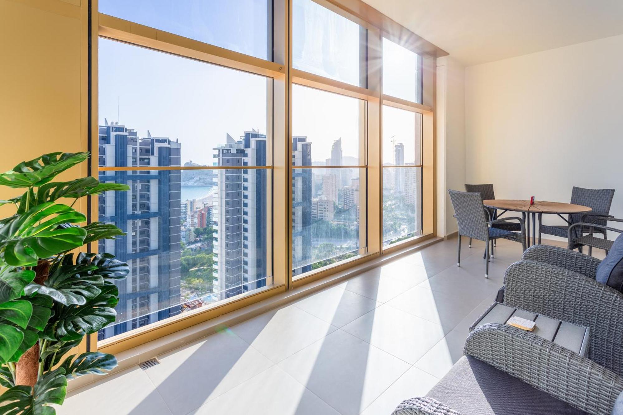 Intempo By Holuxe - 154 - 15Th Floor Appartement Benidorm Buitenkant foto