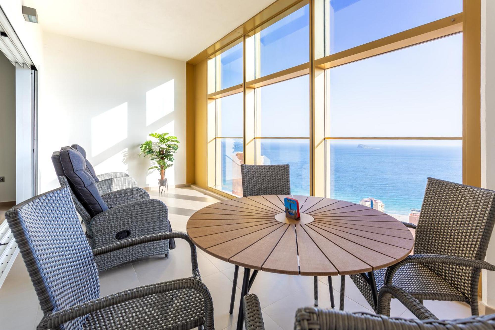Intempo By Holuxe - 154 - 15Th Floor Appartement Benidorm Buitenkant foto
