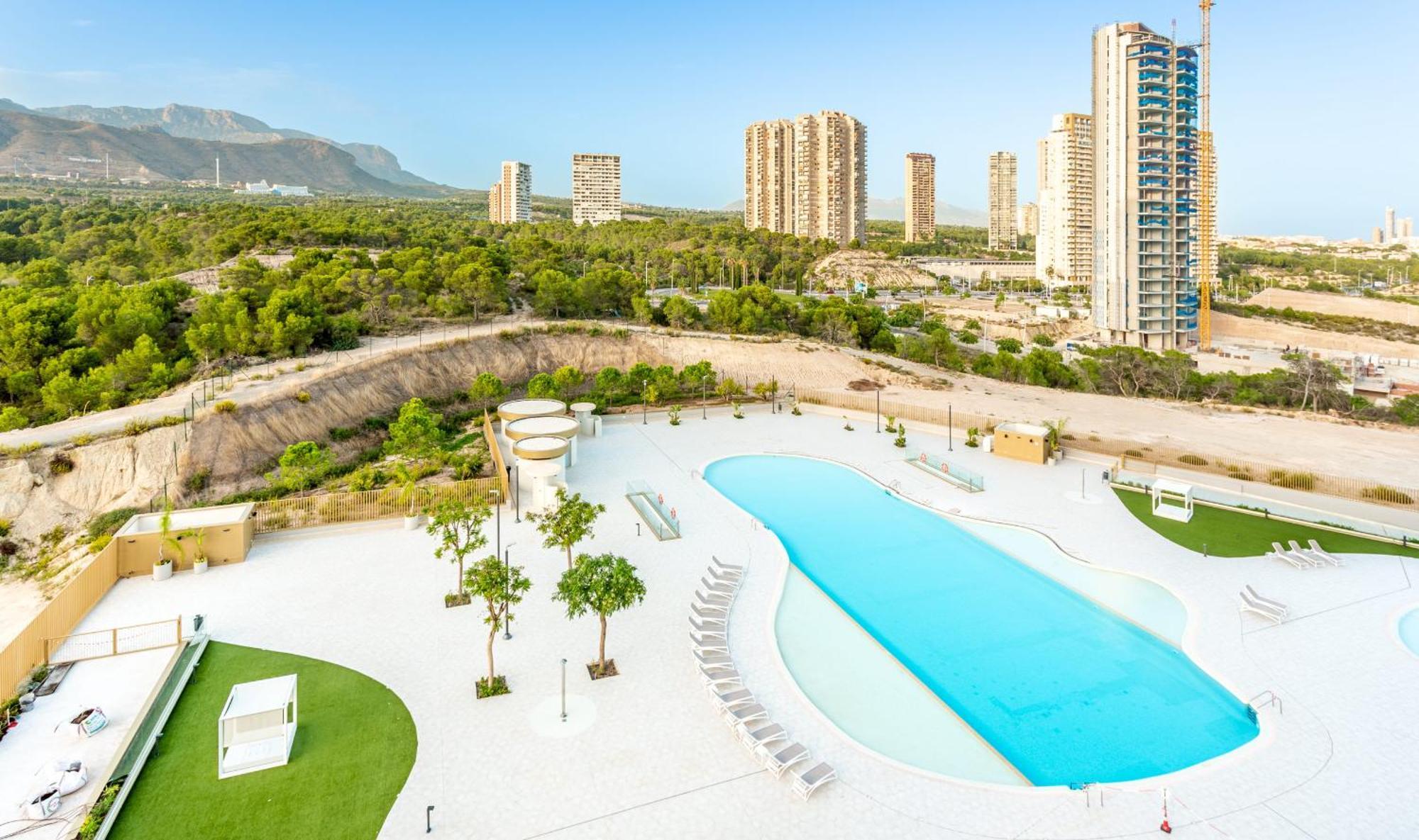 Intempo By Holuxe - 154 - 15Th Floor Appartement Benidorm Buitenkant foto
